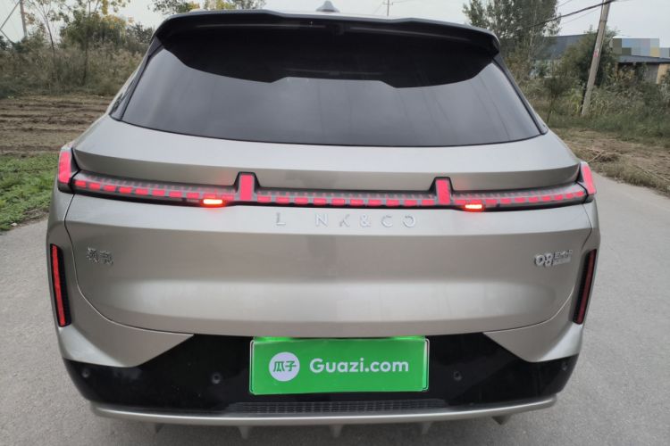 Used Lynk & Co 08 EM-P 2023 120km Long-Range Halo Exterior 2