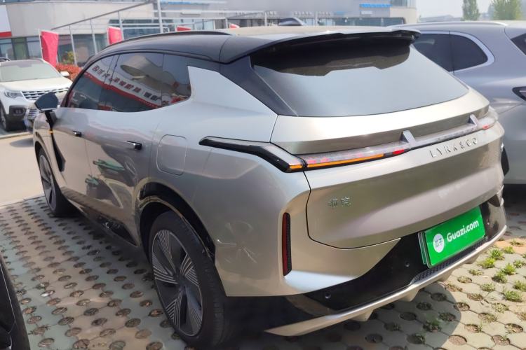 Used Lynk & Co 08 EM-P 2023 245km Ultra-Long Range Halo Exterior 2