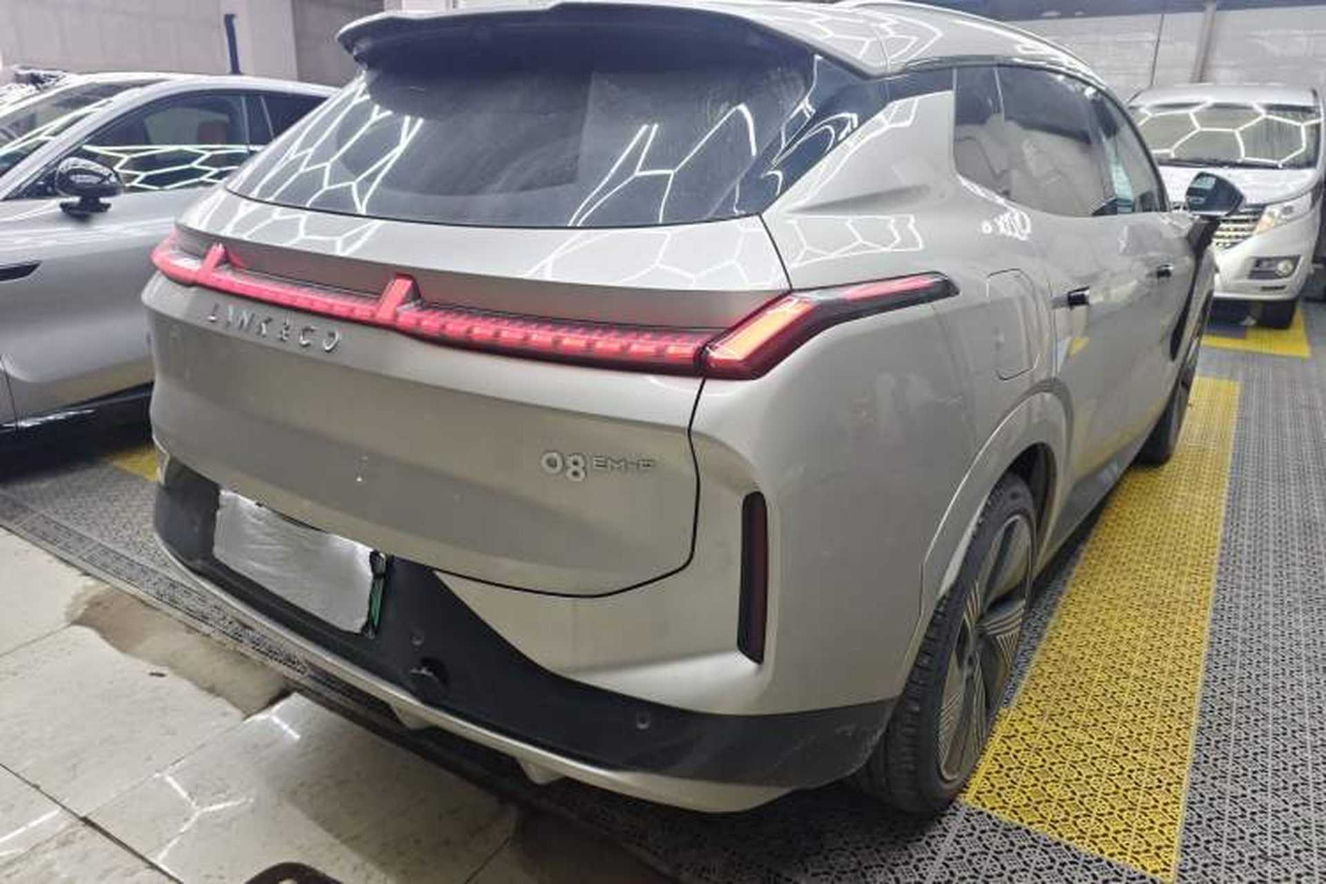 Used Lynk & Co 08 EM-P 2023 120km Long-Range Halo Exterior 5