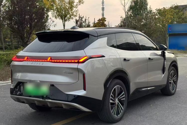 Used Lynk & Co 08 EM-P 2023 120km Long-Range Halo Exterior 6