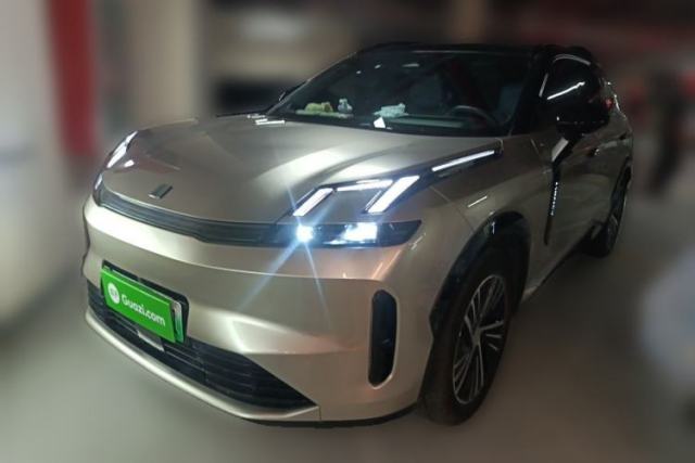 Used Lynk & Co 08 EM-P 2023 120km Long-Range Halo