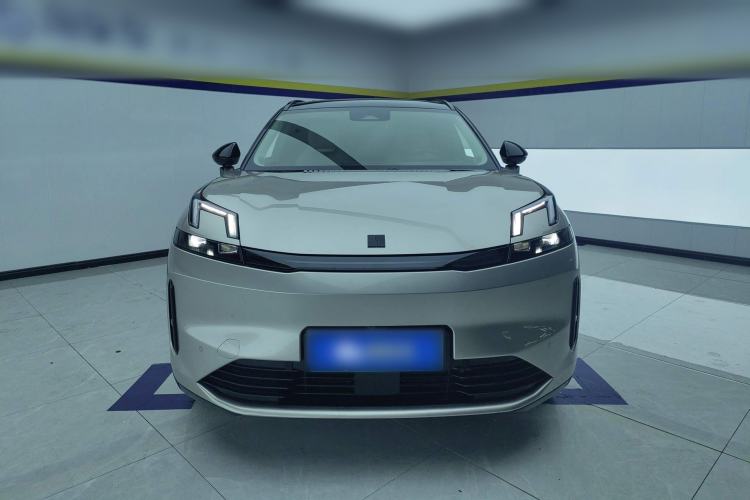 Used Lynk & Co 08 EM-P 2023 220km All-Wheel-Drive Performance Halo Front
