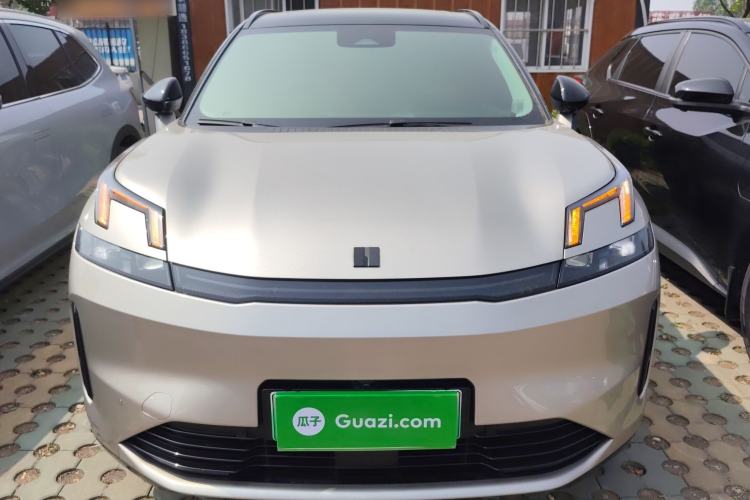 Used Lynk & Co 08 EM-P 2023 245km Ultra-Long Range Halo Front