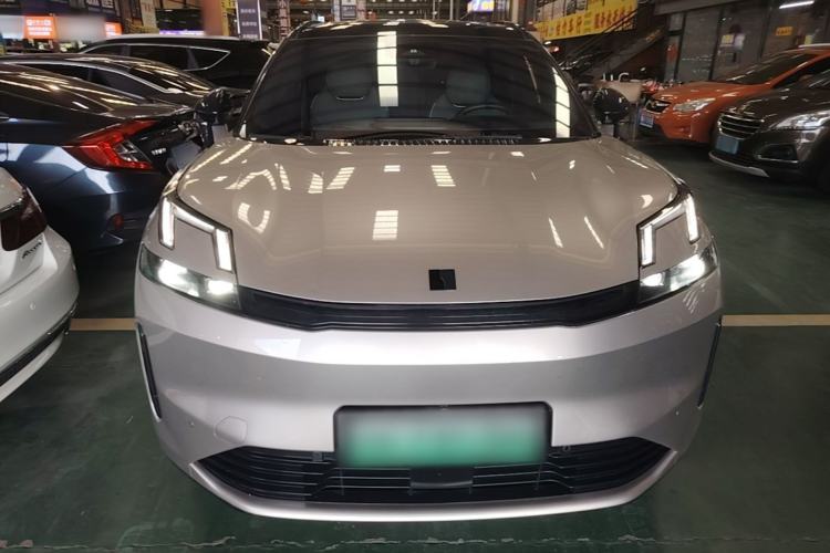 Used Lynk & Co 08 EM-P 2023 220km All-Wheel-Drive Performance Halo Front