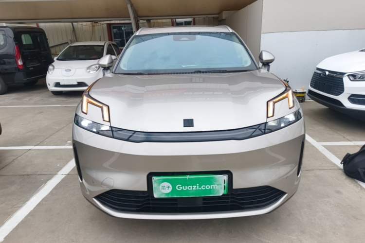 Used Lynk & Co 08 EM-P 2023 245km Ultra-Long Range Halo Front