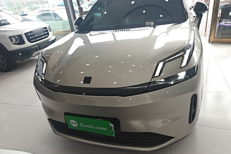 Used Lynk & Co 08 EM-P 2023 120km Long-Range Halo Front