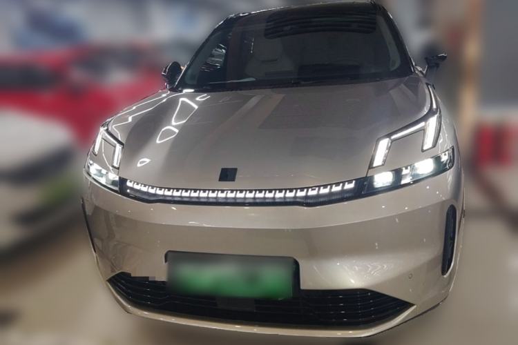 Used Lynk & Co 08 EM-P 2023 220km All-Wheel-Drive Performance Halo Front