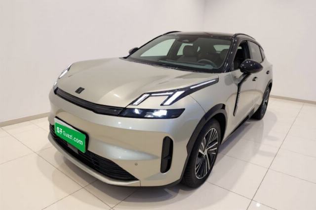Used Lynk & Co 08 EM-P 2023 120km Long-Range Halo