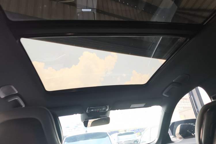 Used Lynk & Co 08 EM-P 2023 245km Ultra-Long Range Halo Headliner