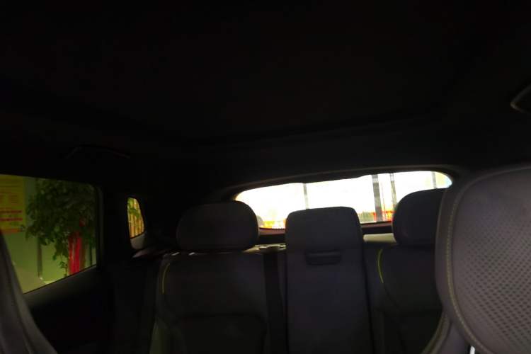 Used Lynk & Co 08 EM-P 2023 220km All-Wheel-Drive Performance Halo Headliner