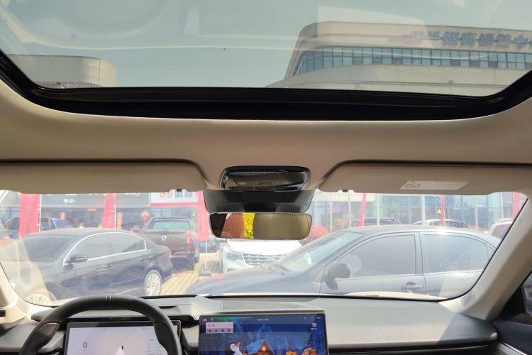 Used Lynk & Co 08 EM-P 2023 245km Ultra-Long Range Halo Headliner