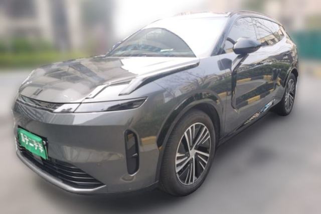 Used Lynk & Co 08 EM-P 2023 120km Long-Range Halo