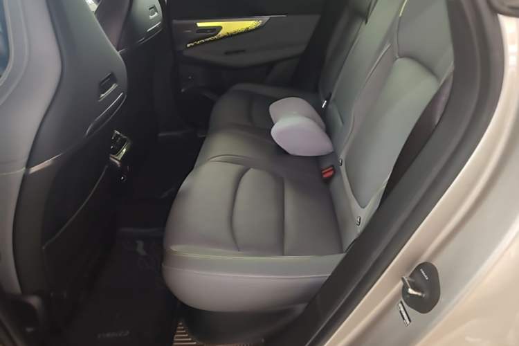 Used Lynk & Co 08 EM-P 2023 245km Ultra-Long Range Halo Left Rear Seat