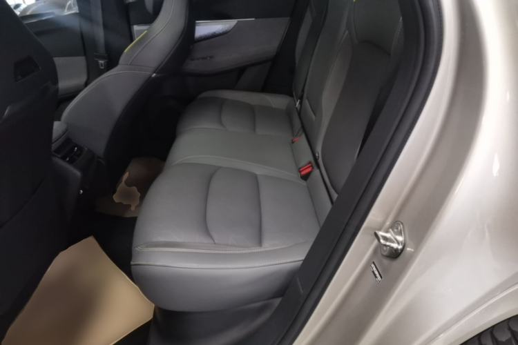 Used Lynk & Co 08 EM-P 2023 120km Long-Range Halo Left Rear Seat