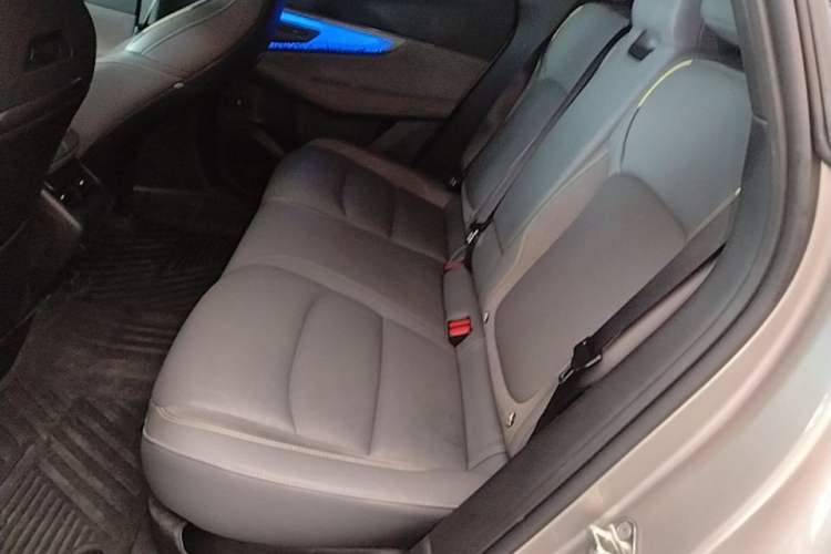 Used Lynk & Co 08 EM-P 2023 120km Long-Range Halo Left Rear Seat