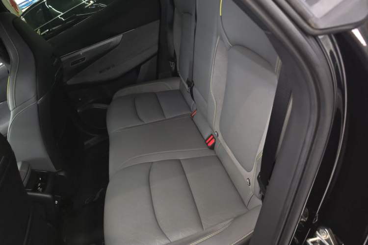 Used Lynk & Co 08 EM-P 2023 120km Long-Range Halo Left Rear Seat