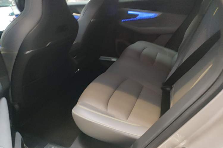 Used Lynk & Co 08 EM-P 2023 120km Long-Range Pro Left Rear Seat