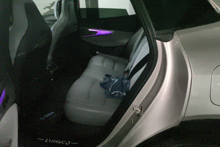 Used Lynk & Co 08 EM-P 2023 120km Long-Range Halo Left Rear Seat