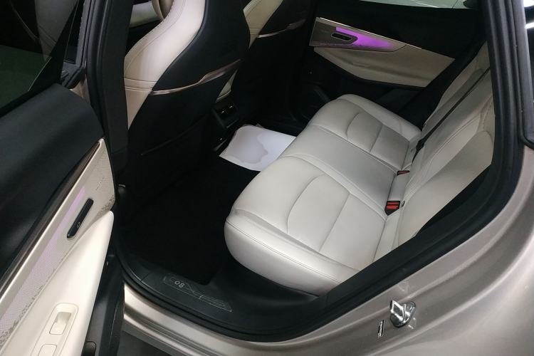 Used Lynk & Co 08 EM-P 2023 245km Ultra-Long Range Halo Left Rear Seat