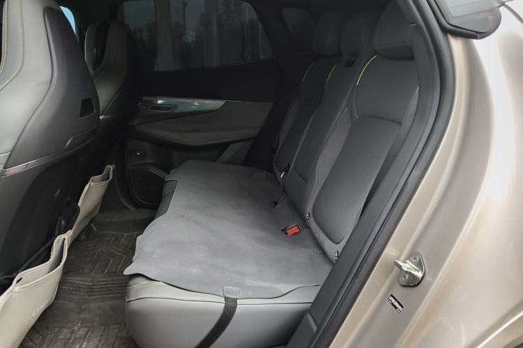 Used Lynk & Co 08 EM-P 2023 120km Long-Range Pro Left Rear Seat