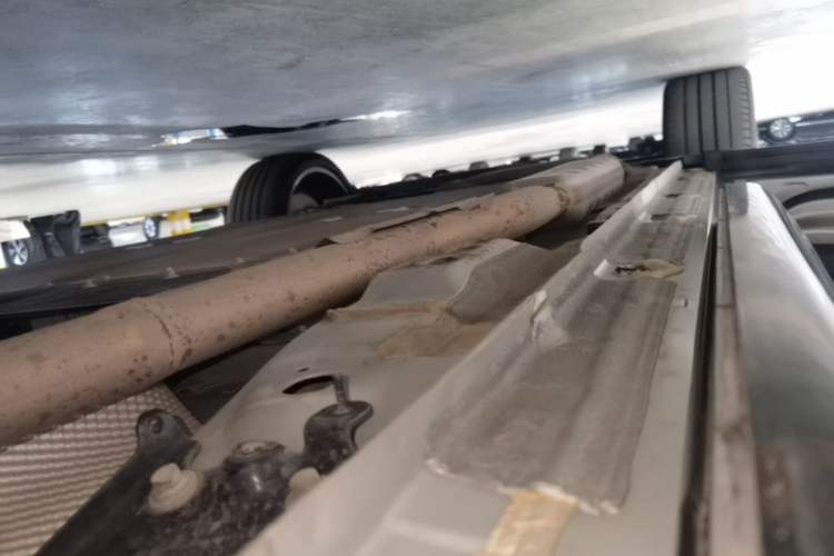 Used Lynk & Co 08 EM-P 2023 120km Long-Range Halo Left Side Sill