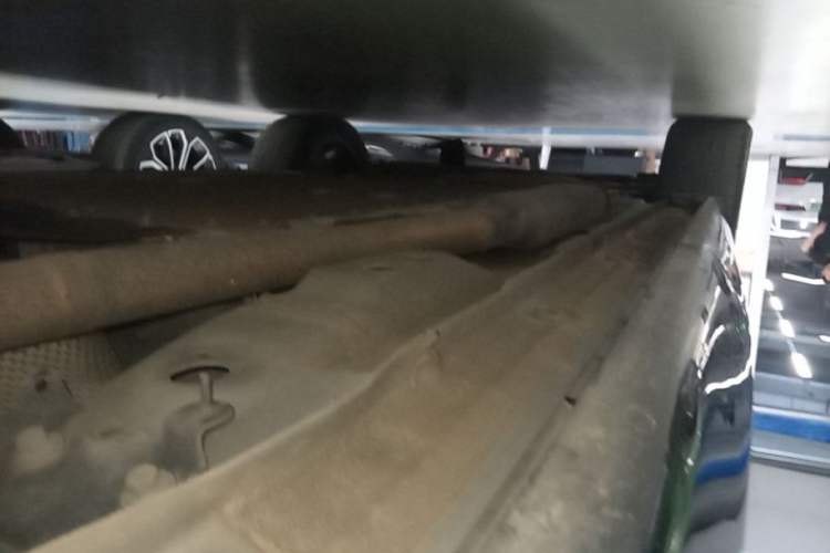 Used Lynk & Co 08 EM-P 2023 120km Long-Range Halo Left Side Sill