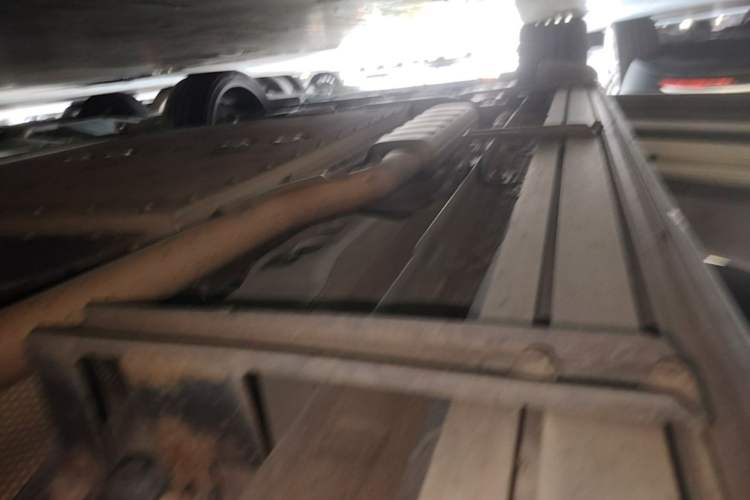 Used Lynk & Co 08 EM-P 2023 220km All-Wheel-Drive Performance Halo Left Side Sill
