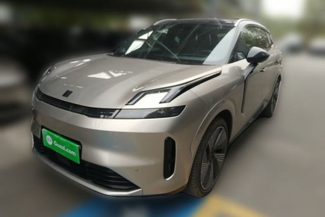 Used Lynk & Co 08 EM-P 2023 120km Long-Range Halo