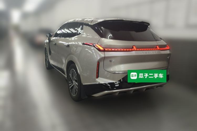 Used Lynk & Co 08 EM-P 2023 120km Long-Range Pro Rear Left 45 Deg