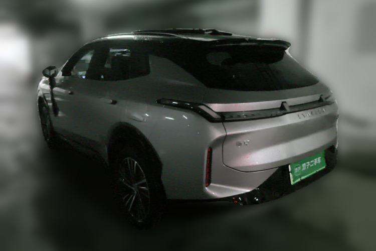 Used Lynk & Co 08 EM-P 2023 120km Long-Range Halo Rear Left 45 Deg