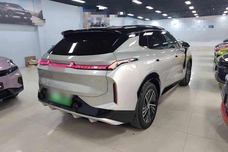 Used Lynk & Co 08 EM-P 2023 120km Long-Range Halo Rear Right 45 Deg