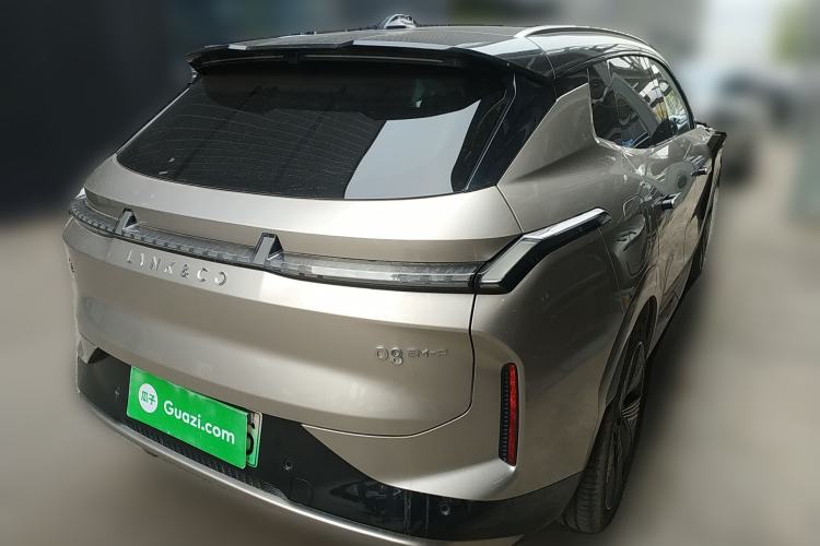 Used Lynk & Co 08 EM-P 2023 120km Long-Range Halo Rear Right 45 Deg