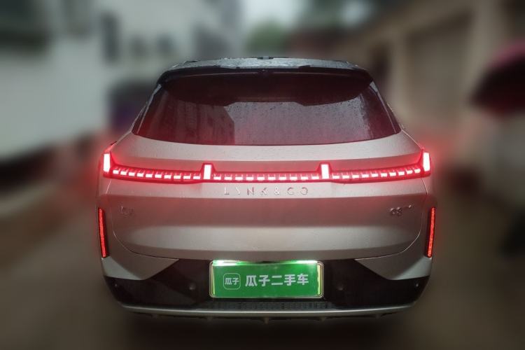 Used Lynk & Co 08 EM-P 2023 120km Long-Range Halo Rear