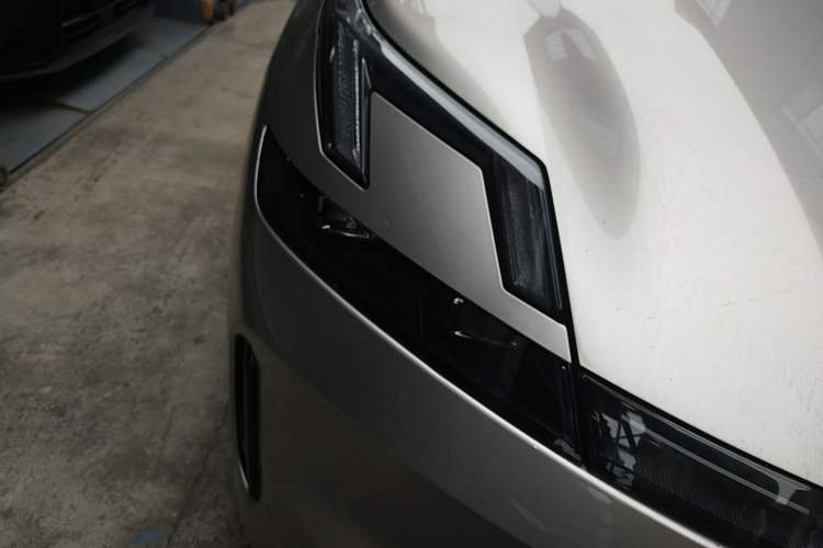 Used Lynk & Co 08 EM-P 2023 120km Long-Range Halo Right Front Headlight
