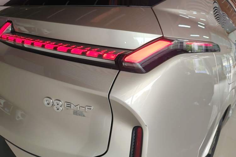 Used Lynk & Co 08 EM-P 2023 245km Ultra-Long Range Halo Right Rear Taillight