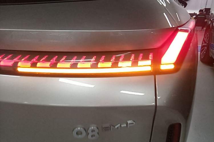 Used Lynk & Co 08 EM-P 2023 120km Long-Range Halo Right Rear Taillight