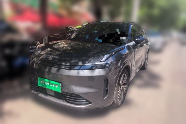 Used Lynk & Co 08 EM-P 2023 120km Long-Range Halo