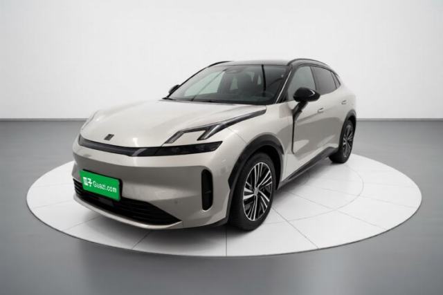 Lynk & Co 08 EM-P 2023 120km Long-Range Halo usado