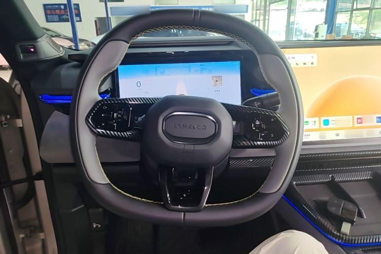 Used Lynk & Co 08 EM-P 2023 245km Ultra-Long Range Halo Steering Wheel