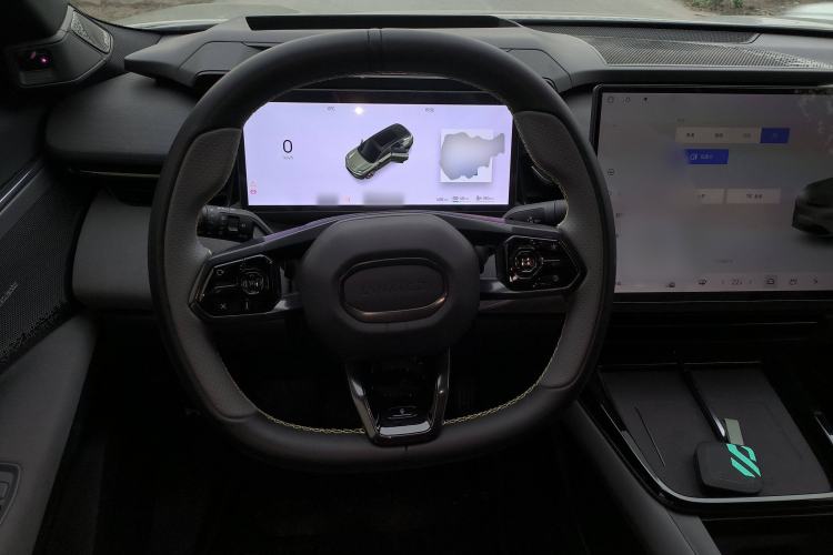 Used Lynk & Co 08 EM-P 2023 120km Long-Range Halo Steering Wheel