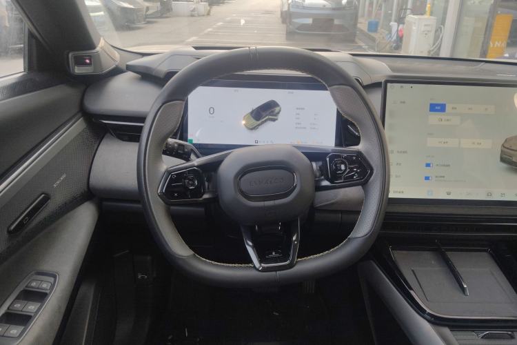 Used Lynk & Co 08 EM-P 2023 120km Long-Range Halo Steering Wheel