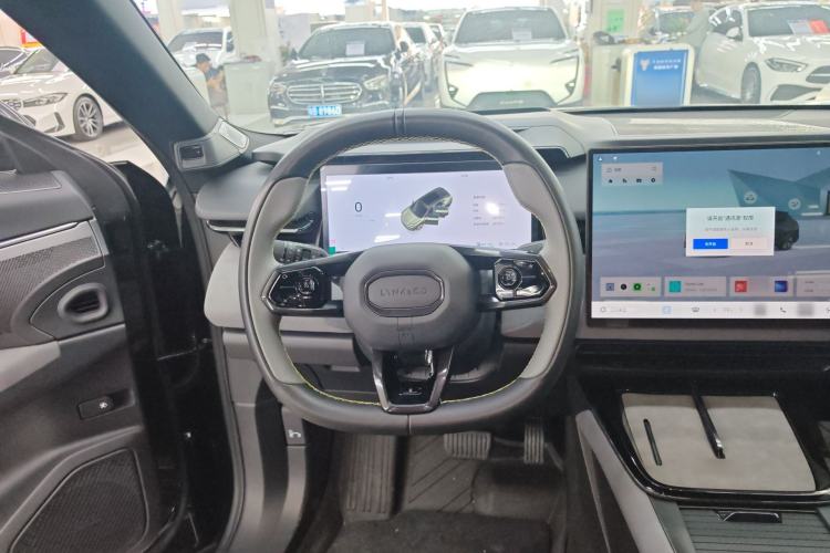 Used Lynk & Co 08 EM-P 2023 120km Long-Range Halo Steering Wheel