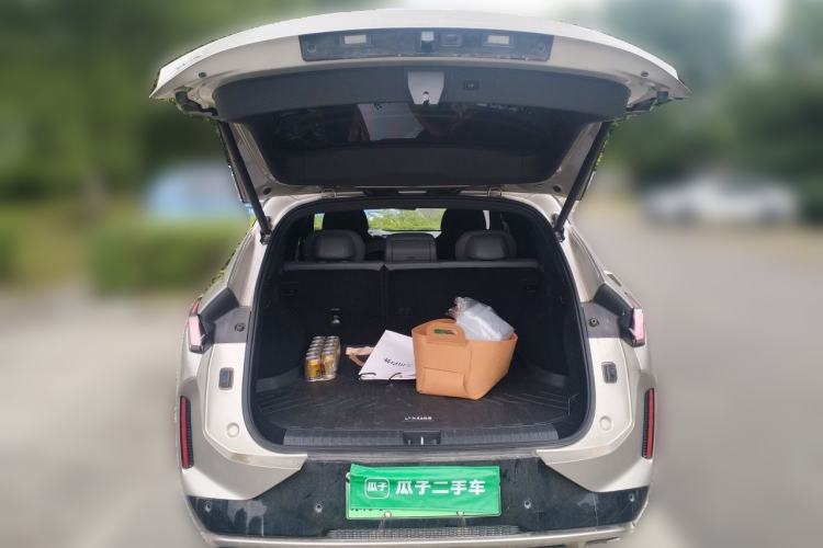 Used Lynk & Co 08 EM-P 2023 120km Long-Range Halo Trunk