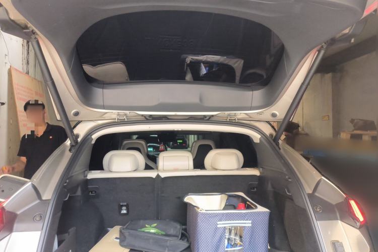 Used Lynk & Co 08 EM-P 2023 245km Ultra-Long Range Halo Trunk
