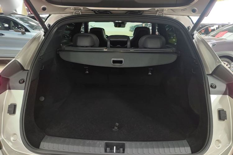 Used Lynk & Co 08 EM-P 2023 120km Long-Range Halo Trunk