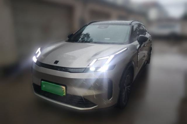 Used Lynk & Co 08 EM-P 2023 120km Long-Range Halo