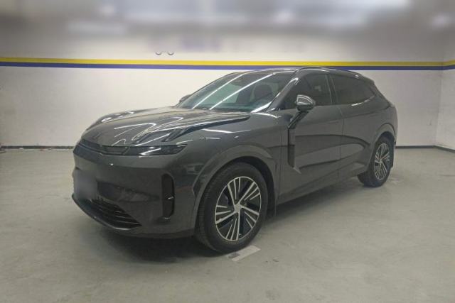 Used Lynk & Co 08 EM-P 2023 120km Long-Range Halo