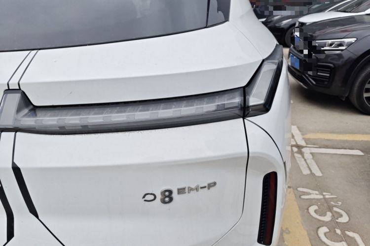 Used Lynk & Co 08 EM-P 2023 220km All-Wheel-Drive Performance Halo Exterior 3