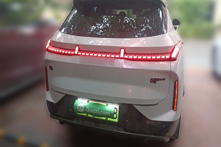 Used Lynk & Co 08 EM-P 2023 120km Long-Range Halo Rear