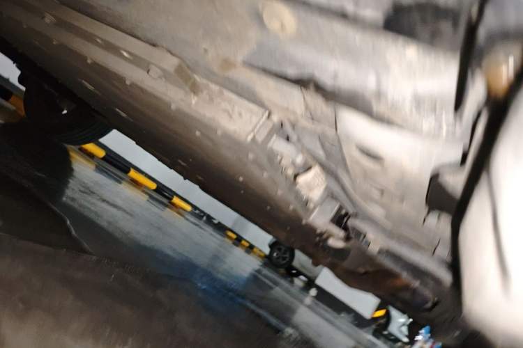 Used Lynk & Co 08 EM-P 2023 120km Long-Range Halo Chassis Front Right
